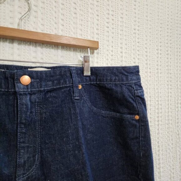 Universal Thread Vintage Midi Jean Shorts Women's Plus Size 20W - Picture 7 of 15